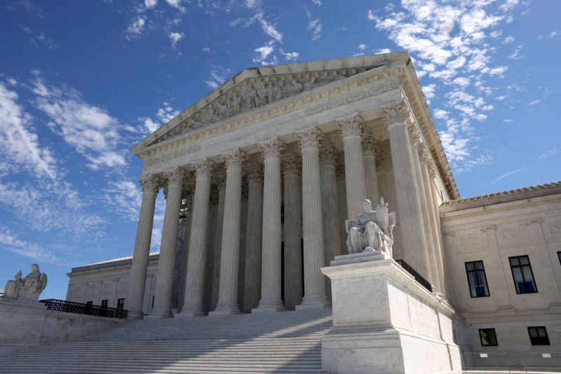 US Supreme Court unveils ethics code for justices 
